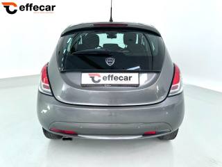 LANCIA Ypsilon usata, con Autoradio