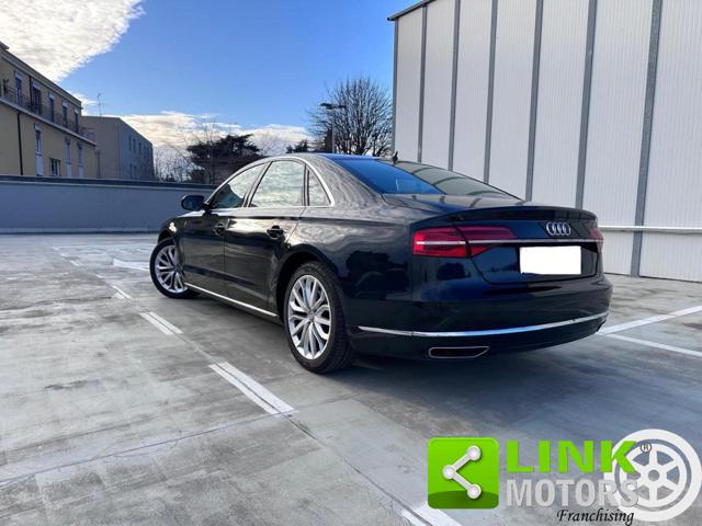 AUDI A8 usata, con Autoradio