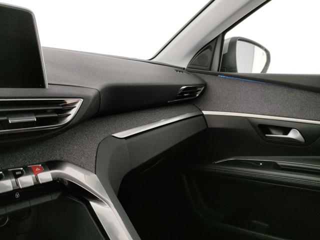 PEUGEOT 5008 usata, con Park Distance Control