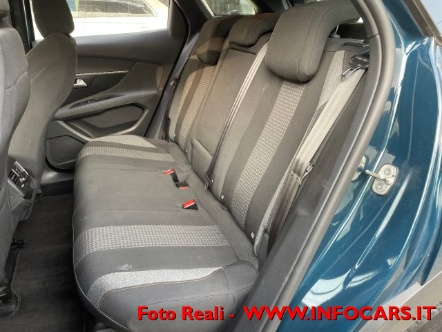PEUGEOT 3008 usata, con Autoradio