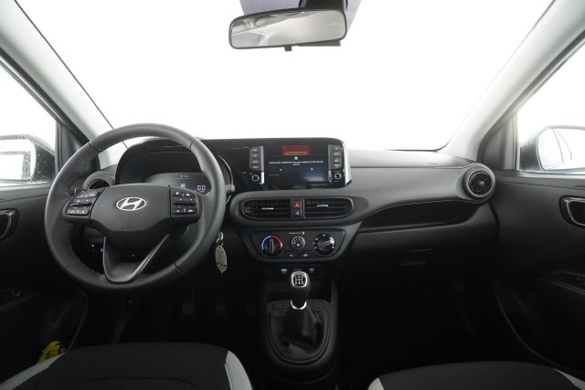 HYUNDAI i10 usata 10