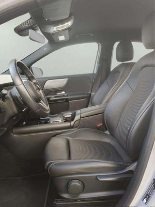 MERCEDES-BENZ GLA 180 usata 20