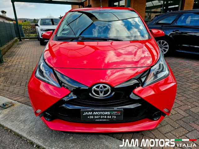 TOYOTA Aygo usata, con Autoradio
