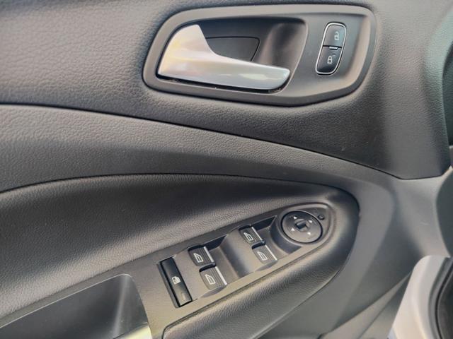 FORD Kuga usata, con Sistema di navigazione