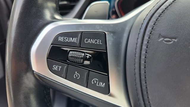 BMW 118 usata, con Fari LED