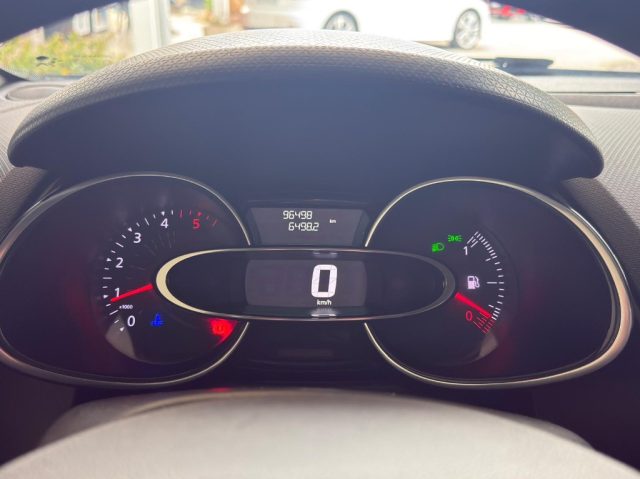 RENAULT Clio usata, con Sistema di navigazione