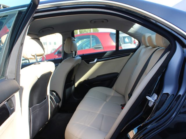 MERCEDES-BENZ C 220 usata, con Fari Xenon