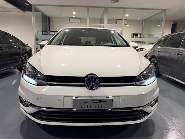 VOLKSWAGEN Golf usata, con Airbag