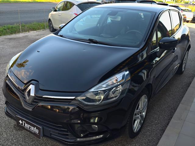 RENAULT Clio usata, con Boardcomputer