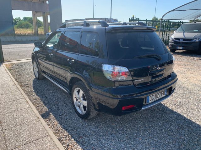 MITSUBISHI Outlander usata, con Boardcomputer