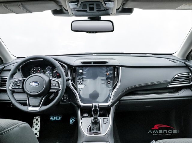 SUBARU OUTBACK usata 12