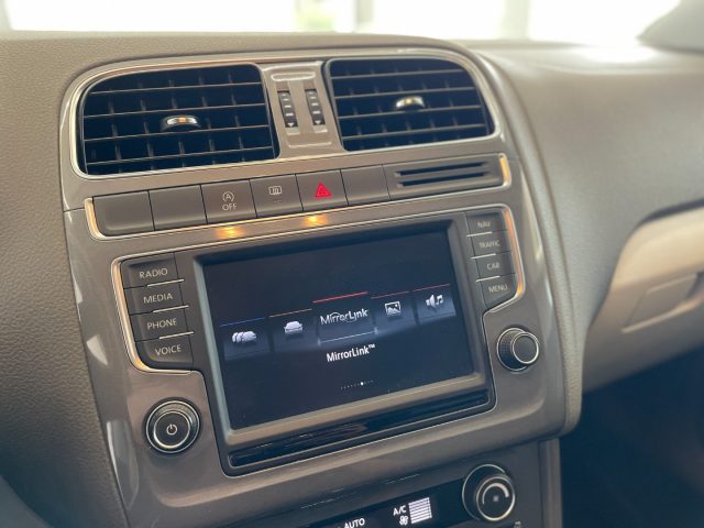 VOLKSWAGEN Polo usata, con Frenata d