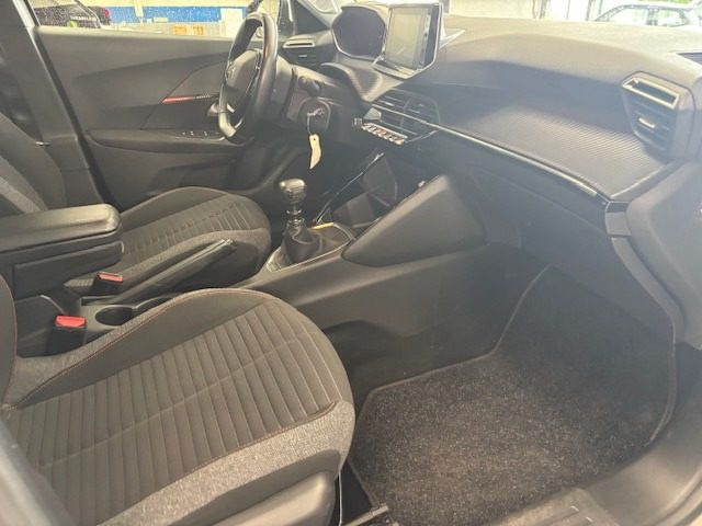 PEUGEOT 2008 usata, con Controllo trazione