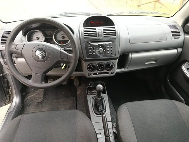 SUZUKI Ignis usata, con Cerchi in lega