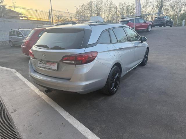 OPEL Astra usata, con Airbag