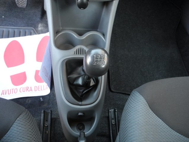 TOYOTA Aygo usata 22