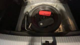 VOLKSWAGEN T-Roc usata, con USB