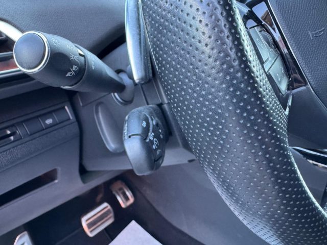 PEUGEOT 5008 usata, con Climatizzatore