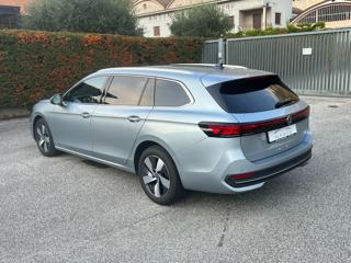 VOLKSWAGEN Passat usata, con Alzacristalli elettrici