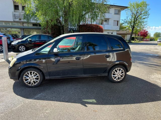 OPEL Meriva usata, con Airbag