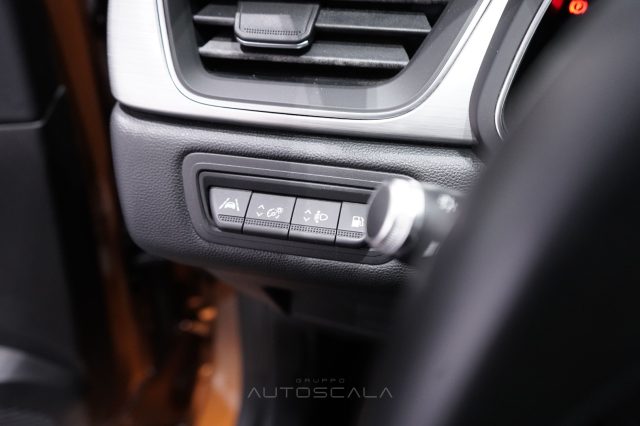 RENAULT Captur usata, con ESP