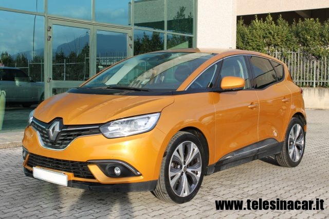 RENAULT Scenic usata, con Airbag