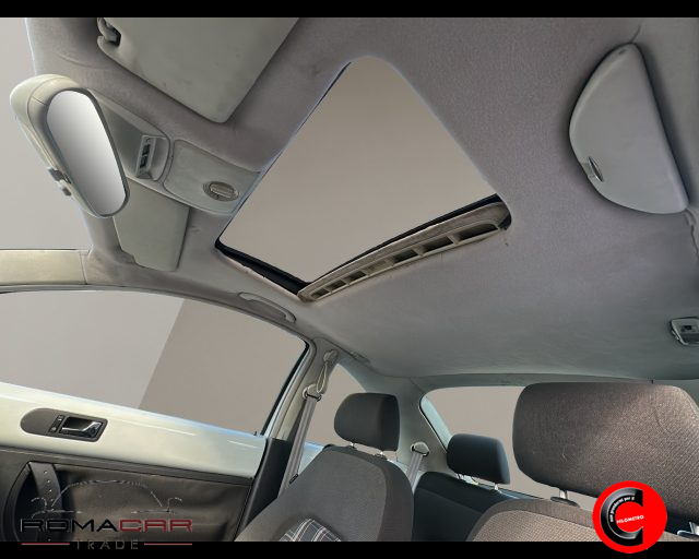 VOLKSWAGEN New Beetle usata 15