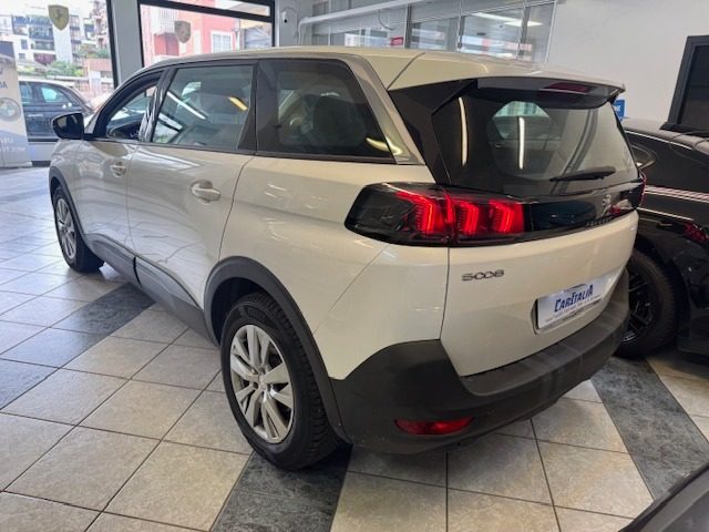 PEUGEOT 5008 usata, con Alzacristalli elettrici