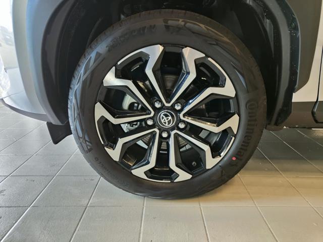 TOYOTA Yaris Cross usata, con Autoradio