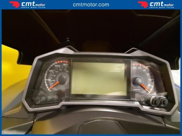 OTHERS-ANDERE OTHERS-ANDERE usata 4