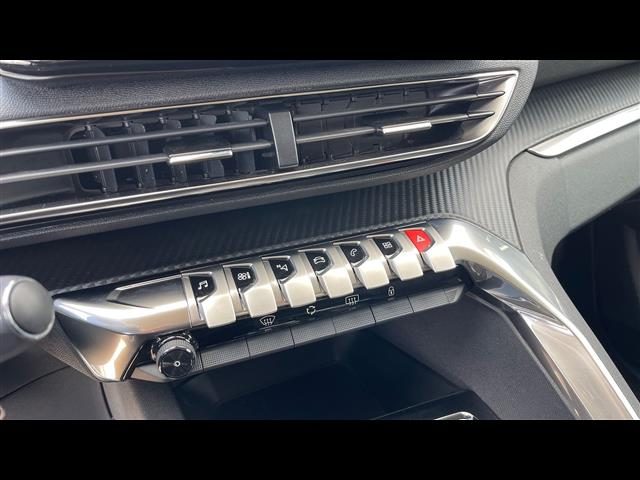 PEUGEOT 3008 usata, con Fari LED