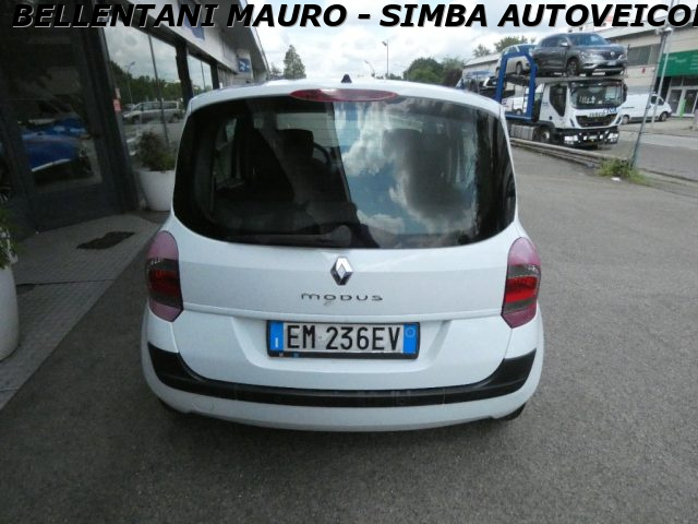 RENAULT Modus usata, con Chiusura centralizzata