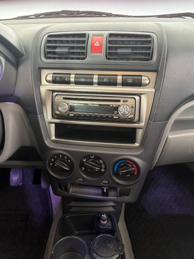 KIA Picanto usata 13