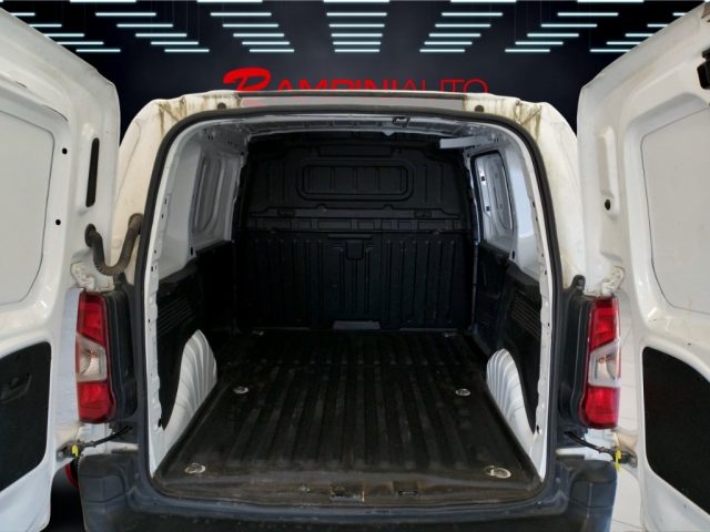 OPEL Combo usata 16