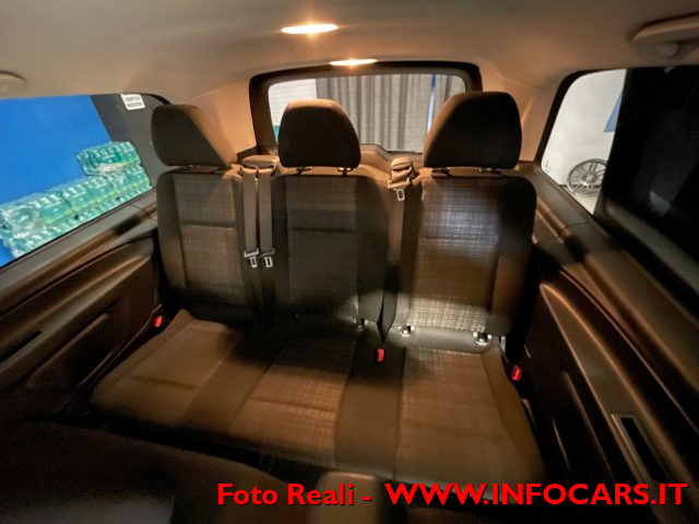 MERCEDES-BENZ Vito usata, con Park Distance Control