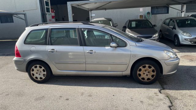 PEUGEOT 307 usata, con Autoradio