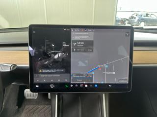 TESLA Model 3 usata, con Park Distance Control