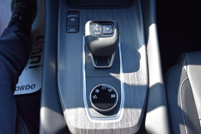 NISSAN Qashqai usata, con USB
