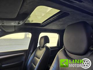 PORSCHE Cayenne usata, con Autoradio