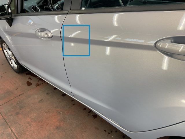 FORD Fiesta usata, con Specchietti laterali elettrici