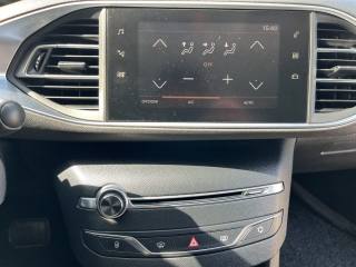 PEUGEOT 308 usata, con Sistema di navigazione