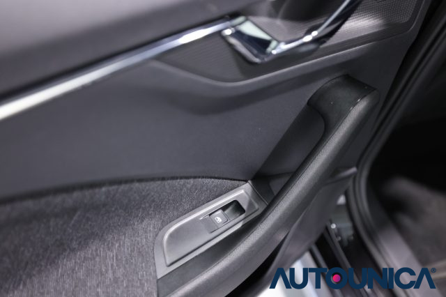 SKODA Kamiq usata, con Airbag testa