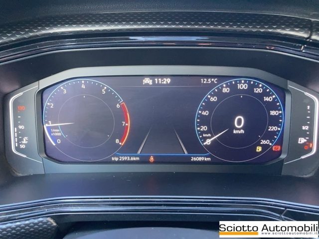 VOLKSWAGEN T-Cross usata, con ESP