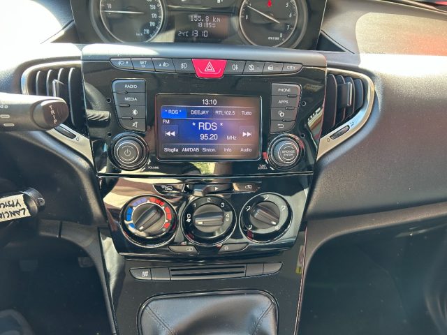 LANCIA Ypsilon usata, con Fendinebbia