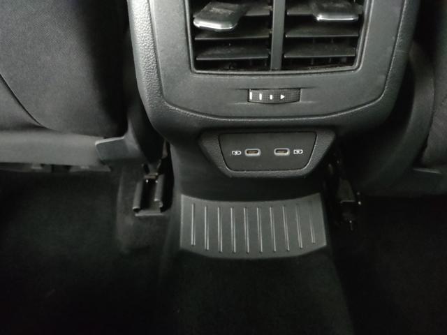 VOLKSWAGEN T-Roc usata, con Touch screen