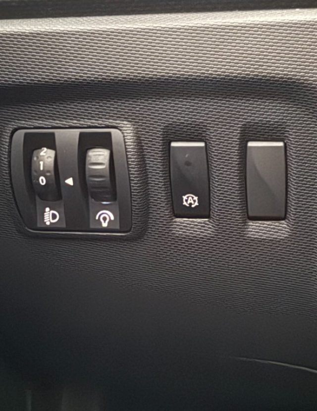 RENAULT Captur usata 15