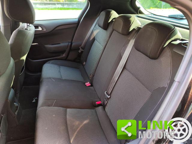 DS AUTOMOBILES DS 4 usata, con Autoradio