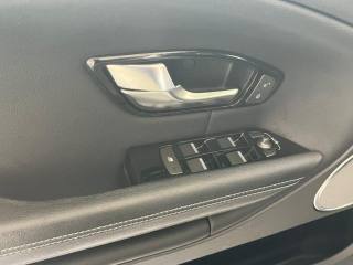 LAND ROVER Range Rover Evoque usata, con Autoradio