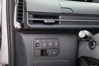 HYUNDAI Staria usata, con Volante in pelle