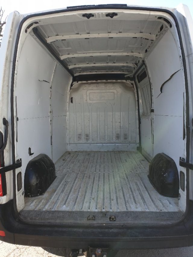 OPEL Movano usata, con Autoradio